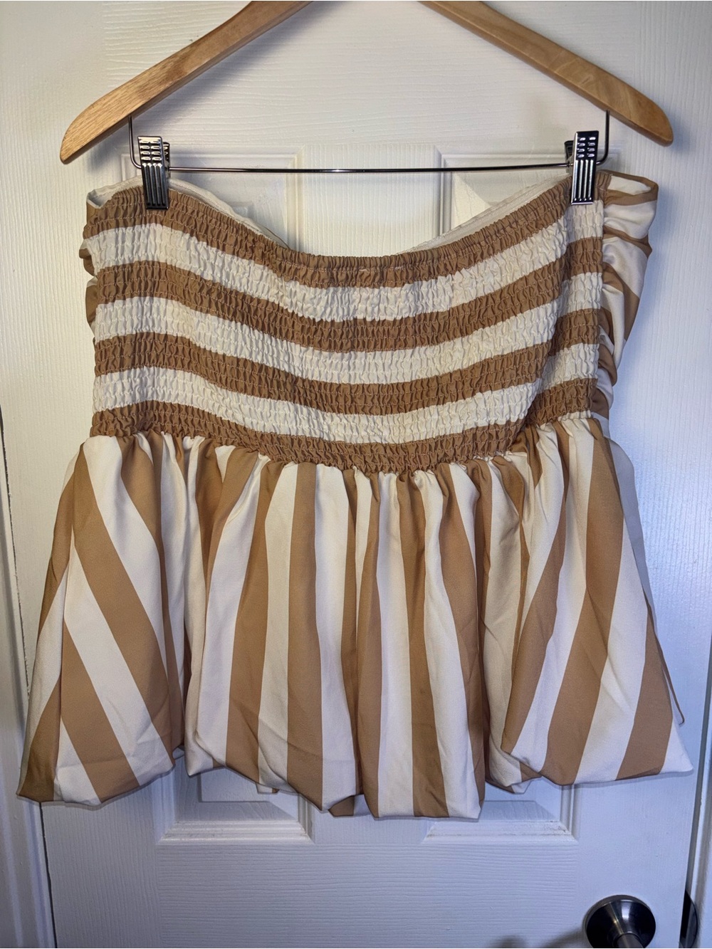 Striped Beige and White Strapless Crop Top 2XL - Picture 11 of 13